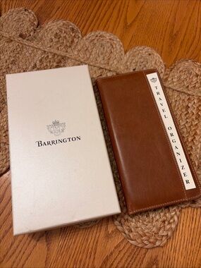 Barrington Brown Leather Travel Organizer